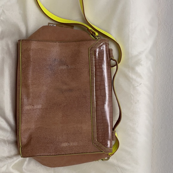 New Rachel Roy neon yellow and tan handbag - Picture 3 of 8